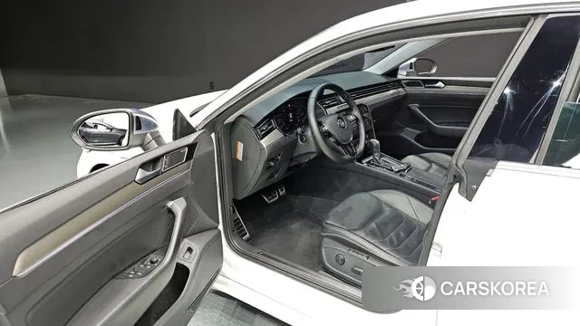 Volkswagen Arteon 2019 Белый из Кореи, фото 2