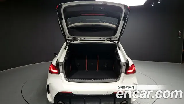 BMW 1 Series (F40) id 2655423 из Кореи 2