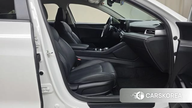 Kia K5 3rd generation 2021 Белый из Кореи, фото 2