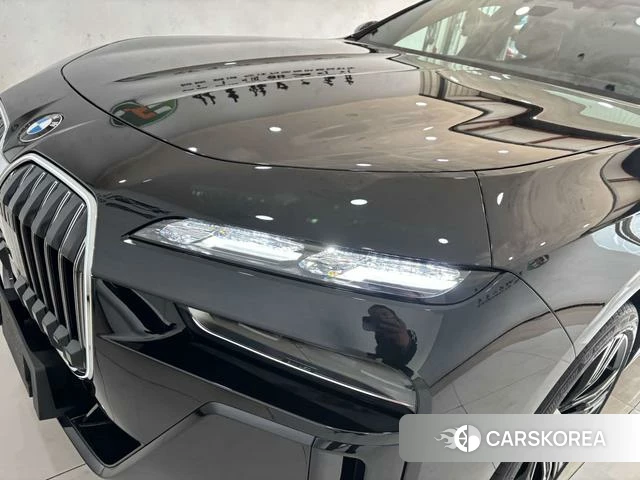 BMW 7 series 2024 Черный из Китая, фото 2