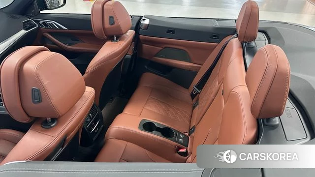BMW 4 Series (G22) 2022 Темно-зеленый из Кореи, фото 2