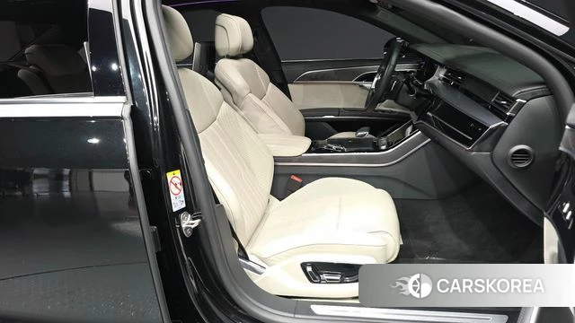 Audi A8 (D5) 2022 Черный из Кореи, фото 2