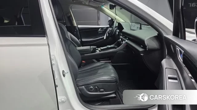 Genesis GV80 2023 Белый из Кореи, фото 2