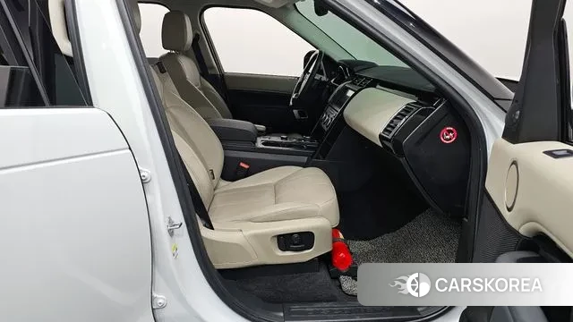 Land Rover Discovery 5 2018 Белый из Кореи, фото 2