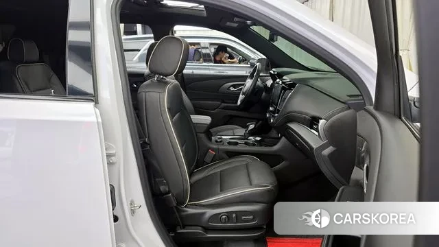 Chevrolet (GM Daewoo) Traverse 2023 Белый из Кореи, фото 2