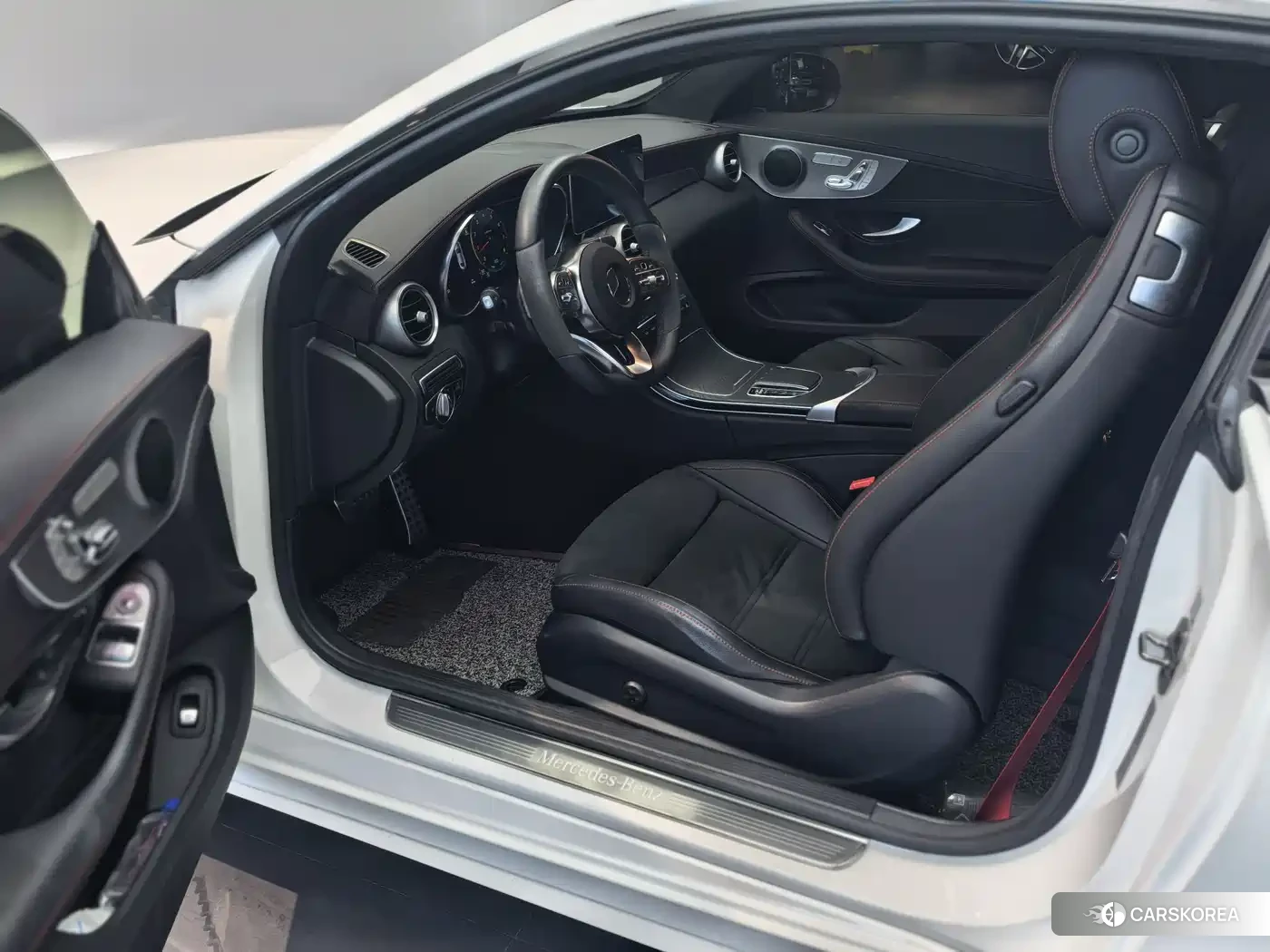 Mercedes-Benz C-class 2023 Белый из Китая, фото 2