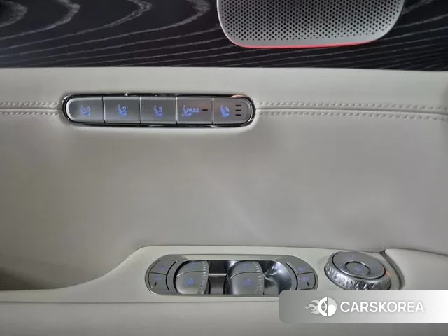 Genesis G90 (RS4) 2023 Черный из Кореи, фото 2