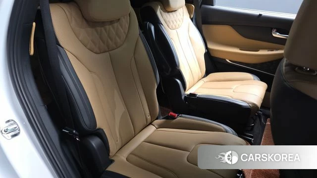 Hyundai The New Santa Fe 2023 Белый из Кореи, фото 2