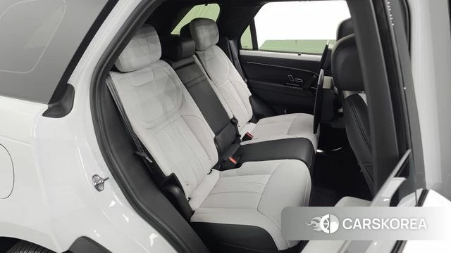 Land Rover Range Rover Sport 3rd Generation 2025 Белый из Кореи, фото 2