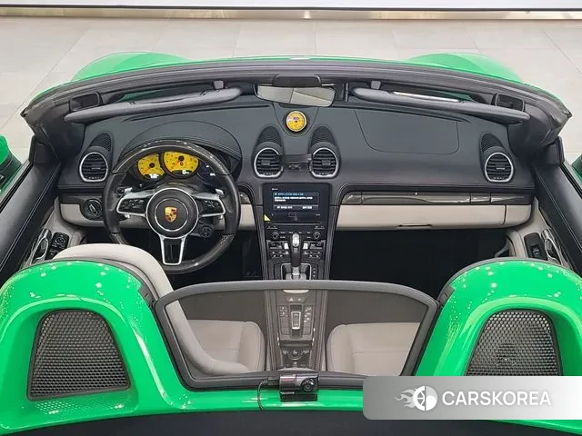 Porsche 718 Boxster 2021 Зеленый из Кореи, фото 2