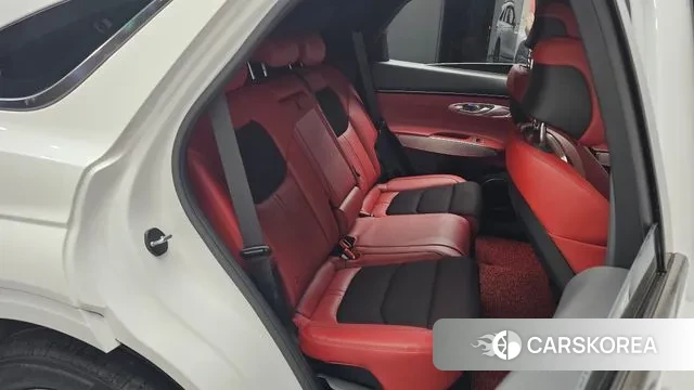 Genesis GV70 2021 Белый из Кореи, фото 2