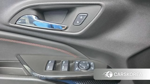 Chevrolet (GM Daewoo) Trax Crossover 2023 Синий из Кореи, фото 2