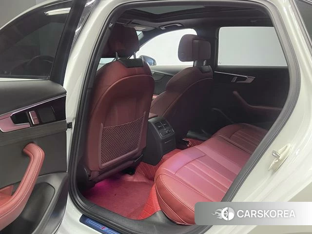 Audi A4L 2024 Белый из Китая, фото 2