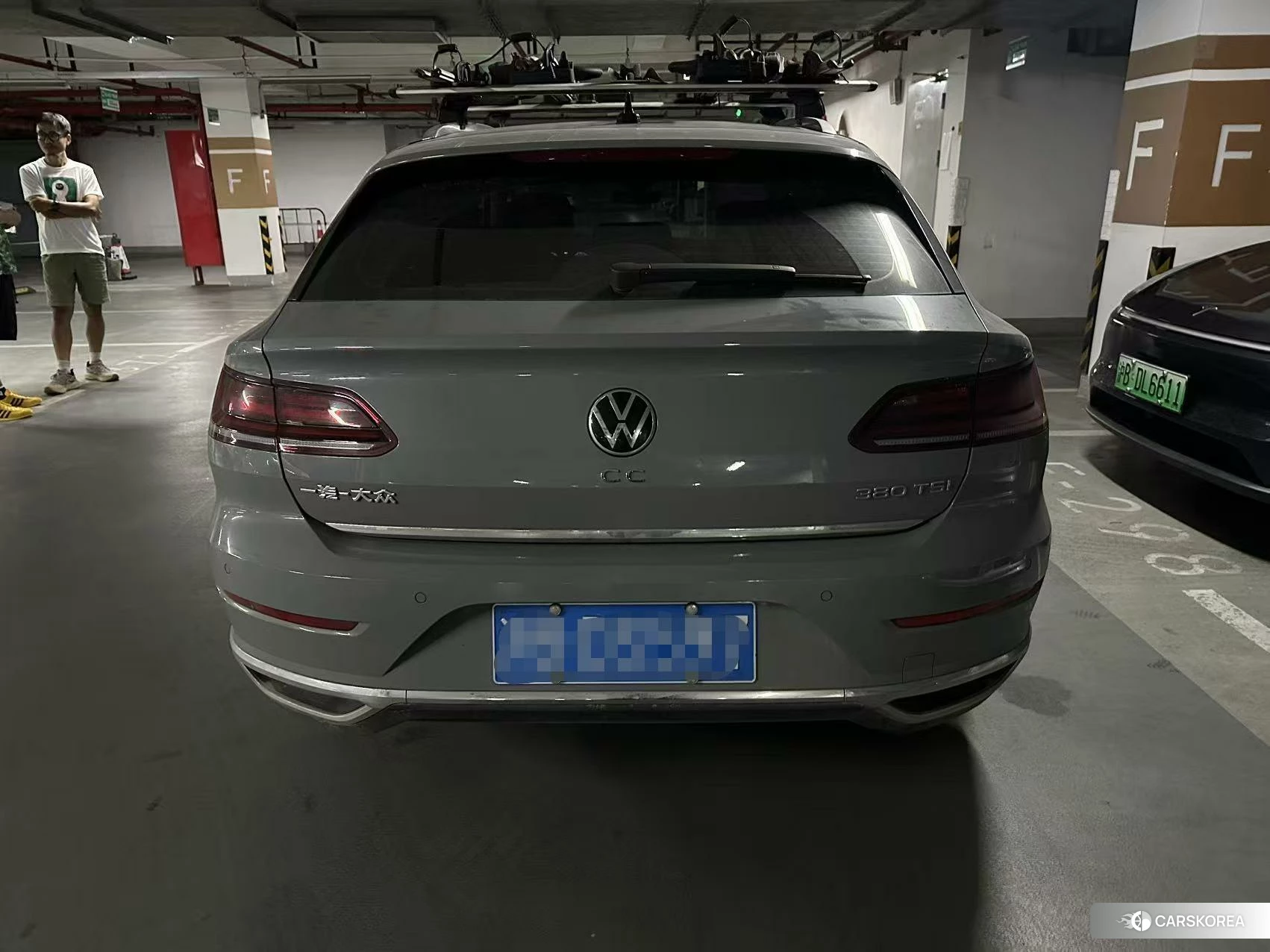 Volkswagen CC 2022 Темно-серый из Китая, фото 2