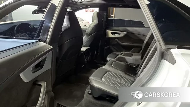 Audi Q8 (4M) 2022 Белый из Кореи, фото 2