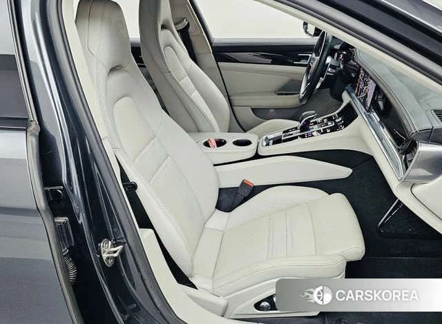 Porsche Panamera (971) 2018 Серый из Кореи, фото 2