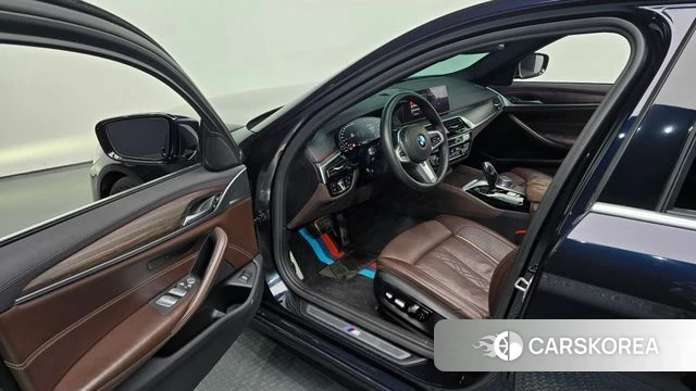 BMW 5 Series (G30) 2020 Синий из Кореи, фото 2