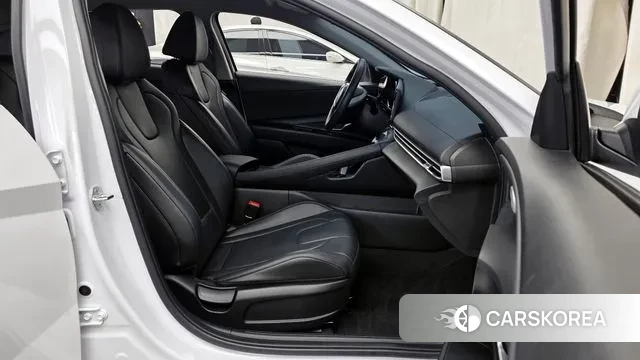 Hyundai Avante Hybrid (CN7) 2021 Белый из Кореи, фото 2