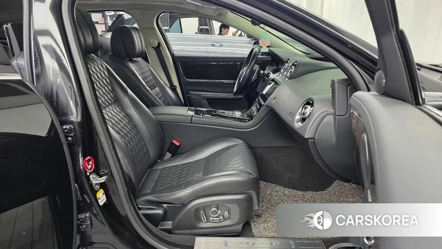 Jaguar All New XJ 2019 Черный из Кореи, фото 2