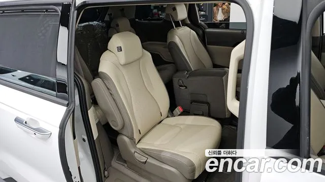 Kia Carnival 4th generation id 2477009 из Кореи 2