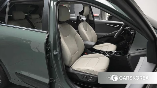 Kia Di Ol Nu Niro 2022 Зеленый из Кореи, фото 2