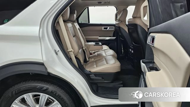 Ford Explorer 6th Generation 2020 Белый из Кореи, фото 2