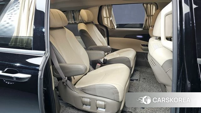 Kia Carnival 4th generation 2021 Черный из Кореи, фото 2