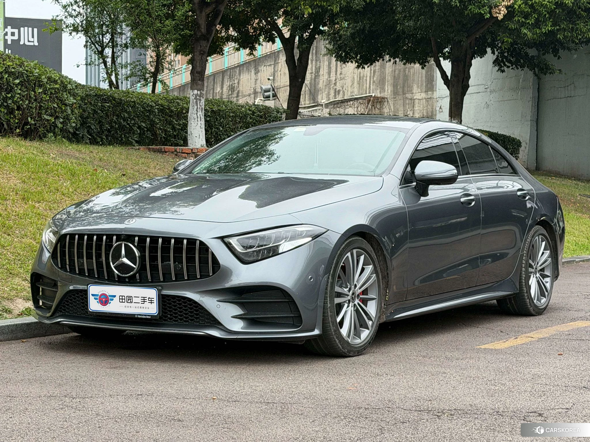 Mercedes-Benz CLS 2020 Темно-серый из Китая, фото 2