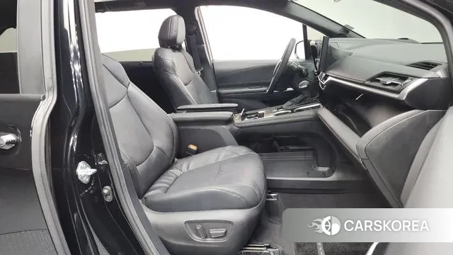 Toyota Sienna 4th Generation 2025 Черный из Кореи, фото 2