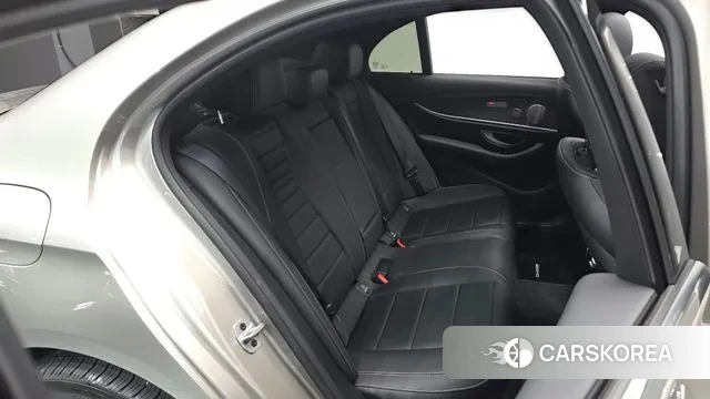 Mercedes-Benz E-Class W213 id 2884762 из Кореи 2