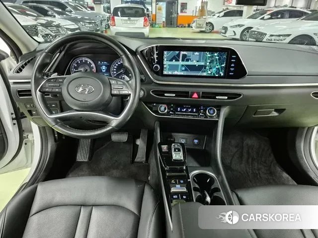 Hyundai Sonata (DN8) 2020 Жемчужный цвет из Кореи, фото 2