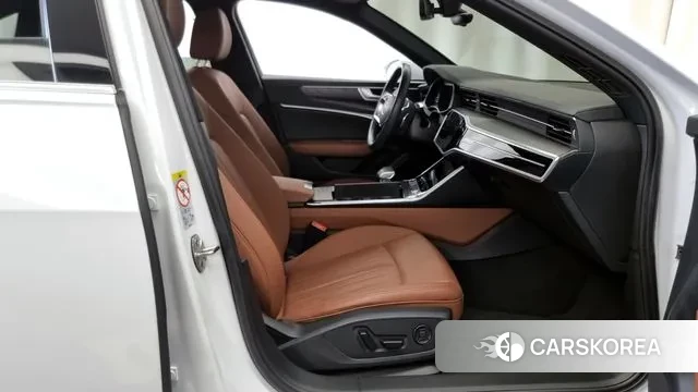 Audi A6 (C8) 2022 Белый из Кореи, фото 2