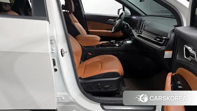 Kia Sportage 5th Generation Hybrid 2022 Белый из Кореи, фото 2