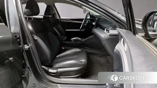 Kia K5 3rd generation 2023 Серый из Кореи, фото 2