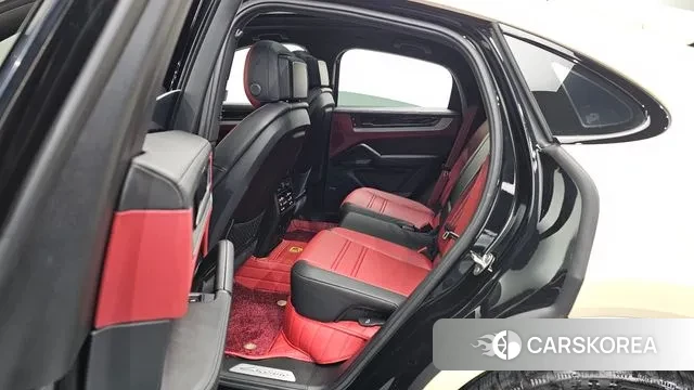 Porsche Cayenne (PO536) 2024 Жемчужный цвет из Кореи, фото 2