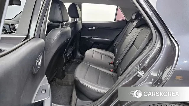 Kia Stonic 2020 Серый из Кореи, фото 2