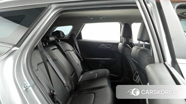 Kia Sportage 5th Generation 2022 Серебряный из Кореи, фото 2