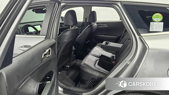 Kia Sportage 5th Generation Hybrid 2022 Серебристо-серый из Кореи, фото 2
