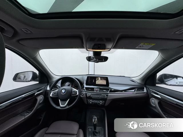 BMW X1 2021 Белый из Китая, фото 2