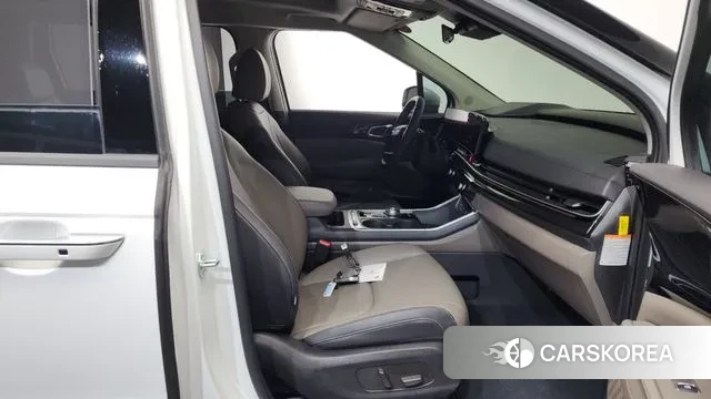 Kia The New Carnival 4th Generation 2025 Белый из Кореи, фото 2