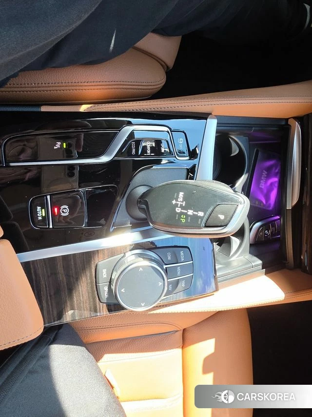BMW 5 Series (G30) 2022 Черный из Кореи, фото 2
