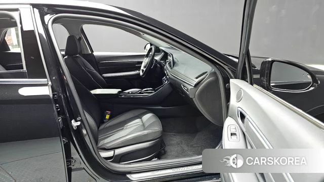 Hyundai Sonata (DN8) 2022 Черный из Кореи, фото 2
