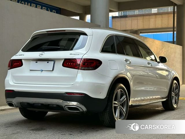 Mercedes-Benz GLC 2021 Белый из Китая, фото 2