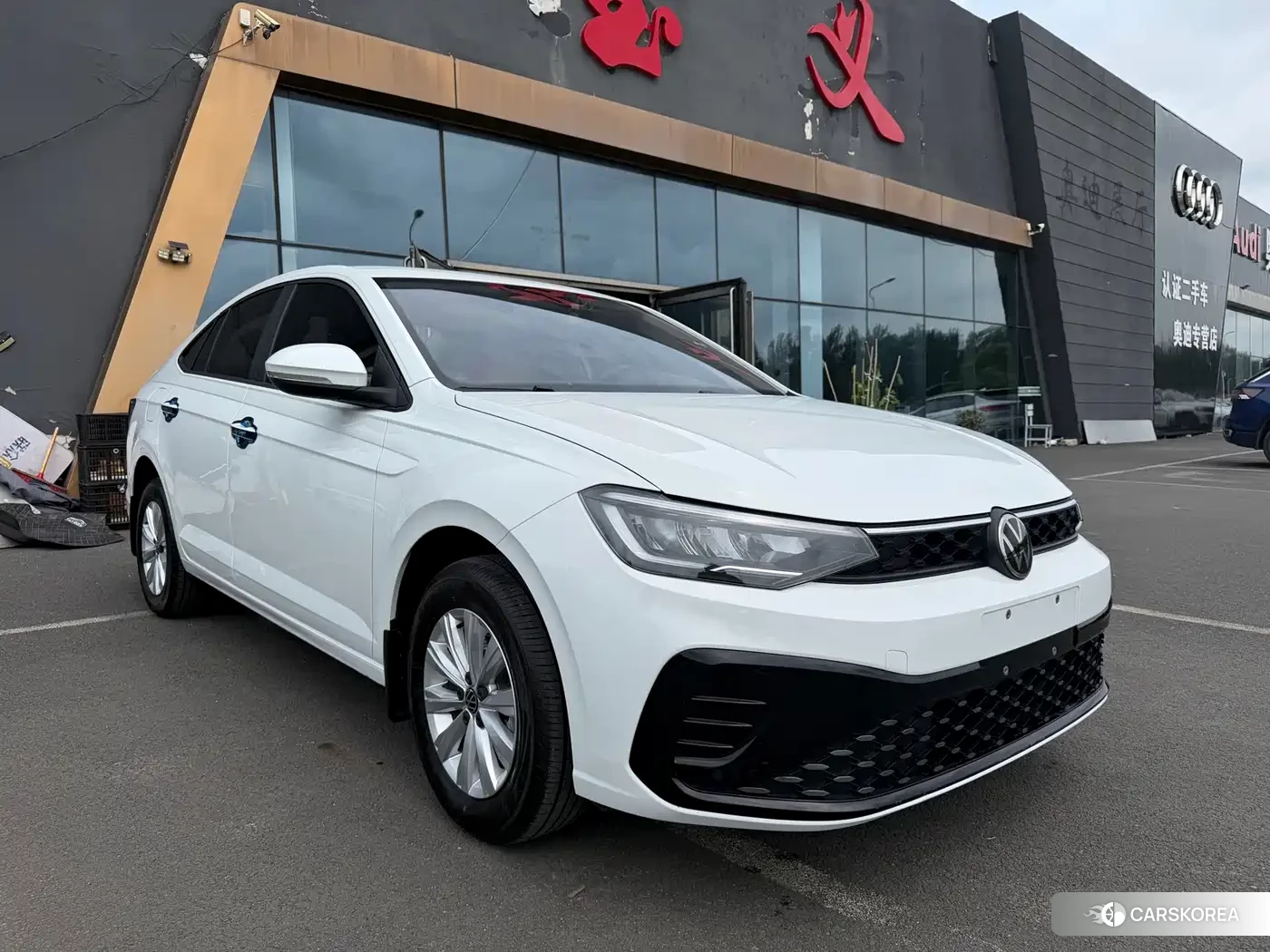 Volkswagen Lavida 2026 Белый из Китая, фото 2