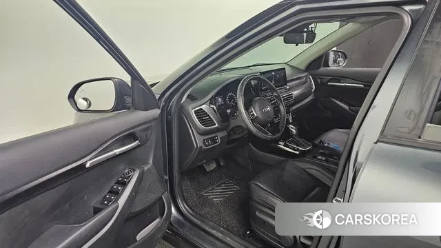 Kia Seltos 2020 Серый из Кореи, фото 2