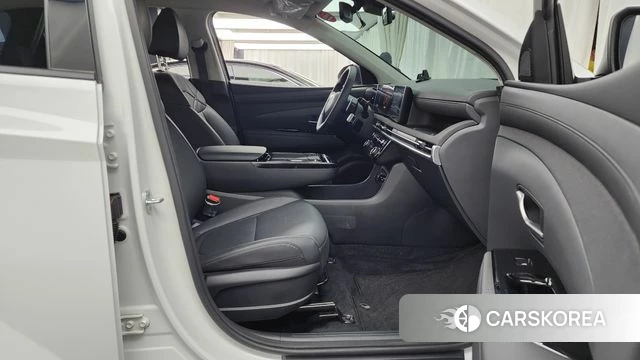 Hyundai The New Tucson (NX4) 2024 Белый из Кореи, фото 2