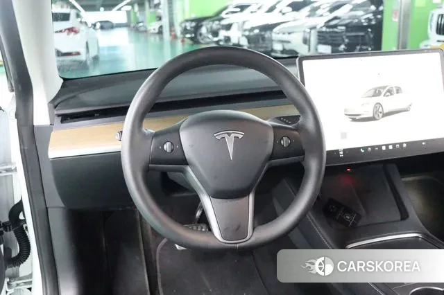 Tesla Model 3 2022 Белый из Кореи, фото 2