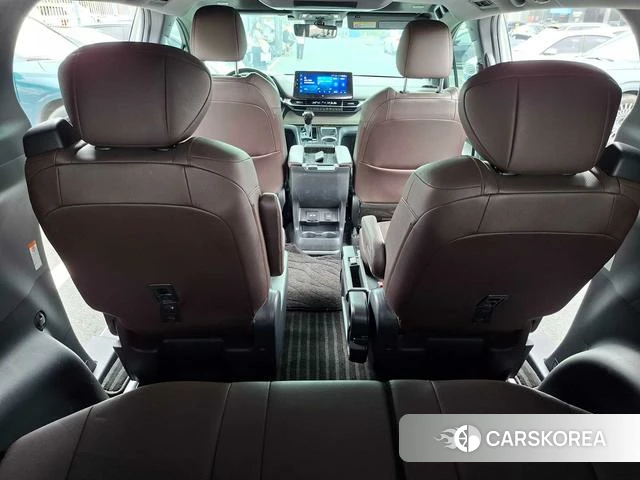 Toyota Grevia 2023 Белый из Китая, фото 2