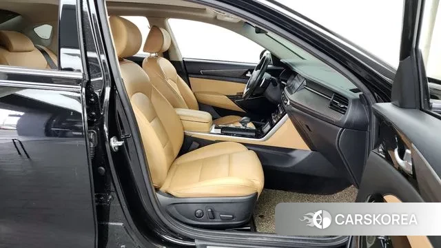 Kia K7 Premier 2019 Черный из Кореи, фото 2