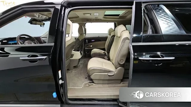 Kia Carnival 4th generation 2021 Черный из Кореи, фото 2